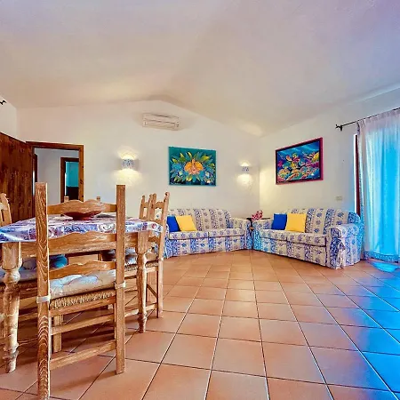 Sweet Homes Pool Apartmán Baia Sardinia